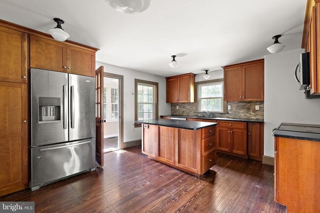 Building Photo - 3308 Silverside Rd