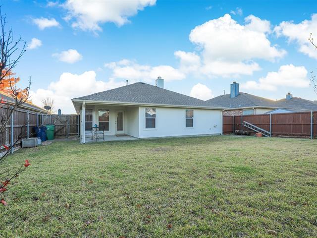 Building Photo - 9912 Carter Dr