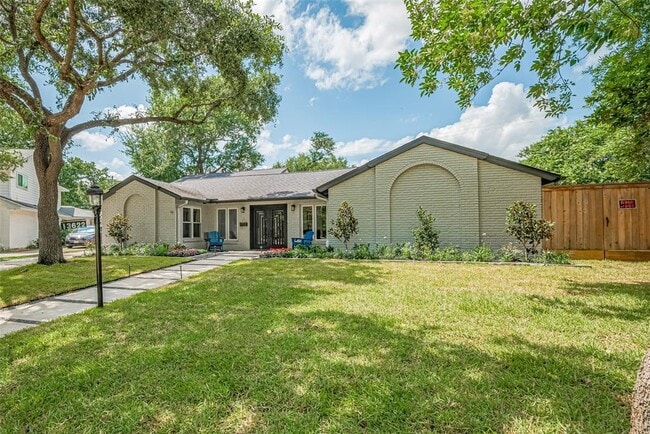 Building Photo - 13622 Comely Ln