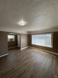 Building Photo - 158 Farragut Ave