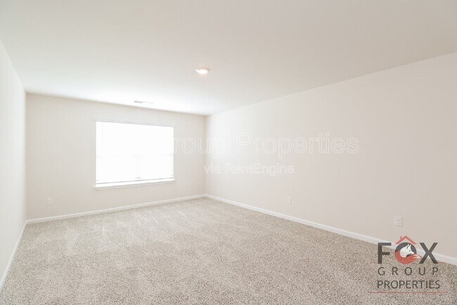 Building Photo - 132 Scotsway Ct