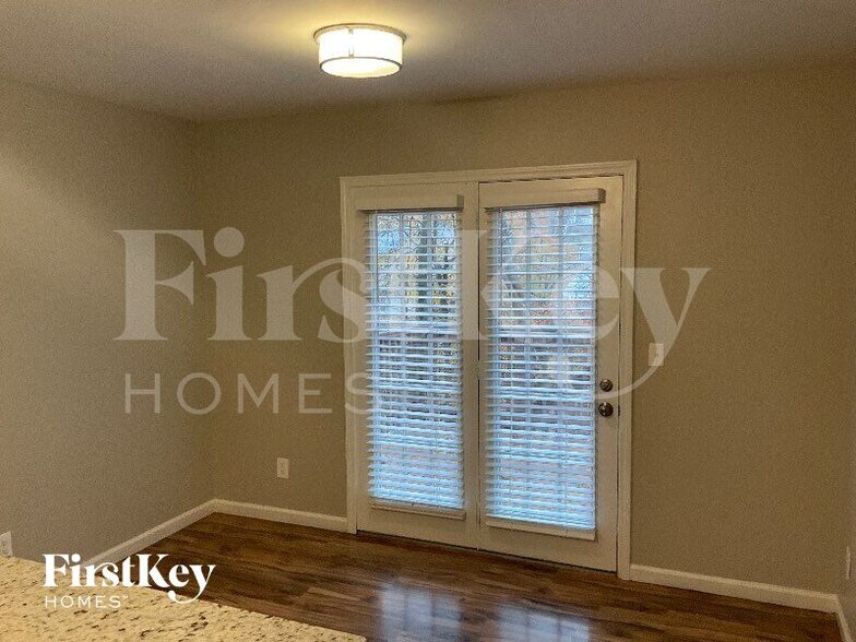 Building Photo - 181 Whitehall Dr