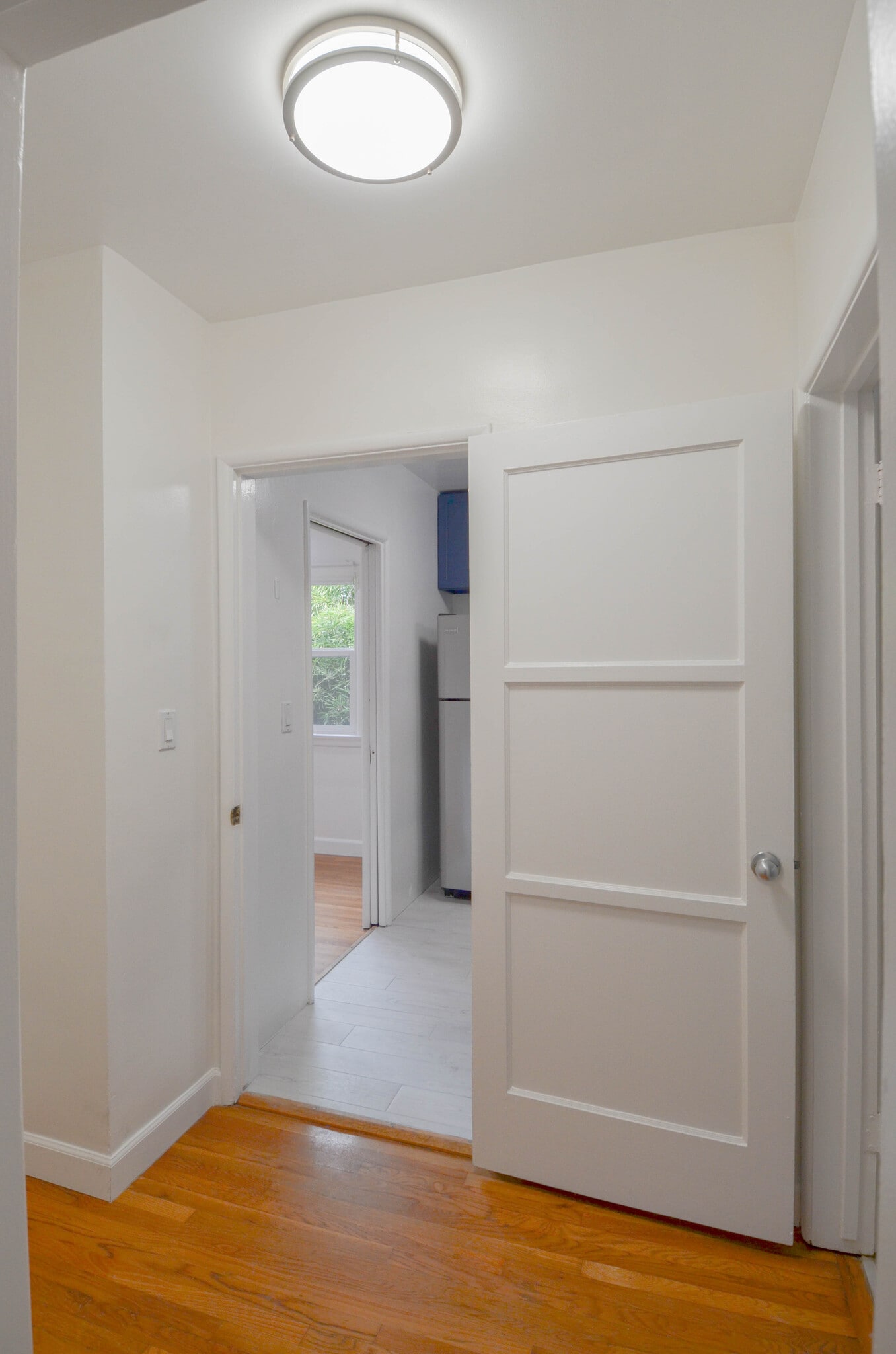 Building Photo - 3246 Barham Blvd