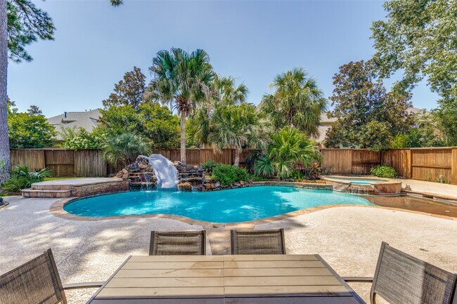 Building Photo - 6011 Shady Alcove Ct