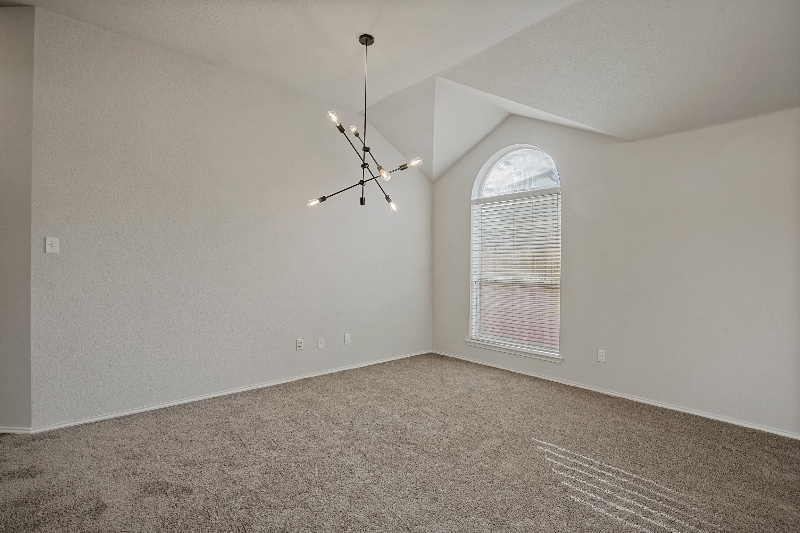 Building Photo - 5209 Sioux Creek Ln