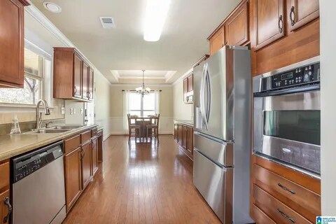 Building Photo - 1012 Garnet Dr