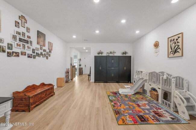 Building Photo - 12464 Clapboard Blf Trl