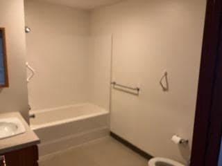 Building Photo - 559-599 N. Maple Street - 599-C/60%