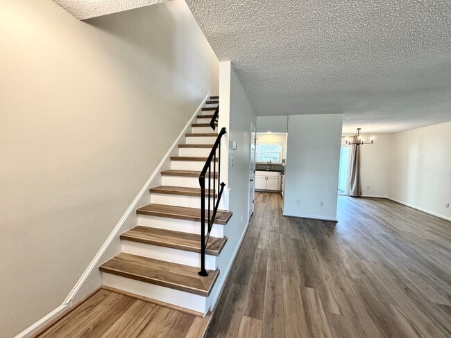 Building Photo - Completely Renovated & Ready 02-25-26! 2 Primary Suites, All Appliances Convey and Dog-Friendly!