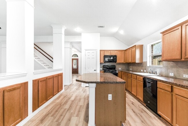 Building Photo - 28259 Daystrom Ln