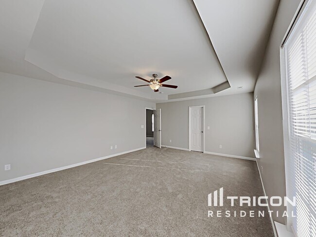 Building Photo - 851 Red Oak Tree Dr