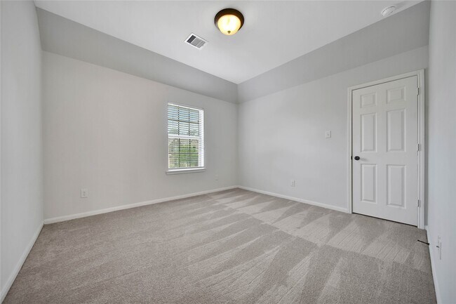 Building Photo - 17506 Mineral Bluff Ln