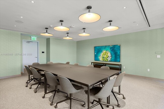 Building Photo - 501 West Ave