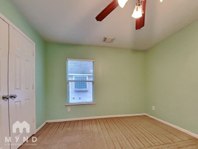 Building Photo - 17934 Barton Ridge Ln