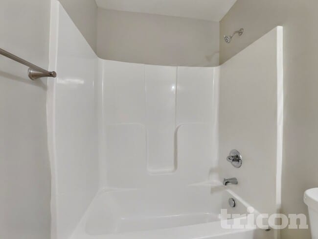 Building Photo - 232 Highcroft Cir