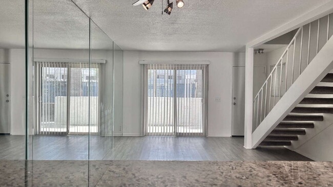 Building Photo - Rm Resort, Rancho Mirage 3 Bedrooms, 3 Bat...