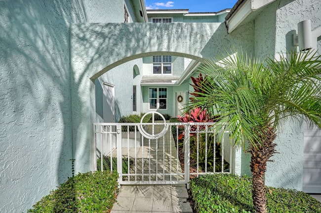 Building Photo - 1805 Mainsail Cir