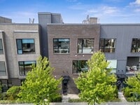 Building Photo - 236 Neruda Ave