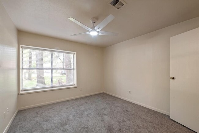 Building Photo - 1 Bellbird Ct