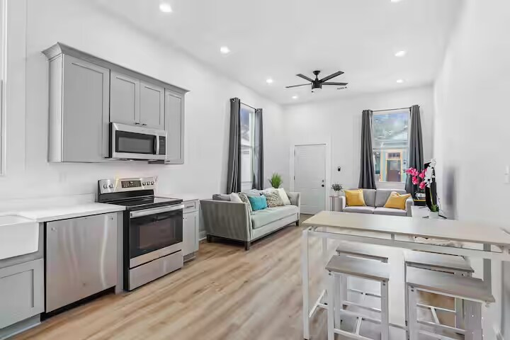 Building Photo - 1745 N Rocheblave St