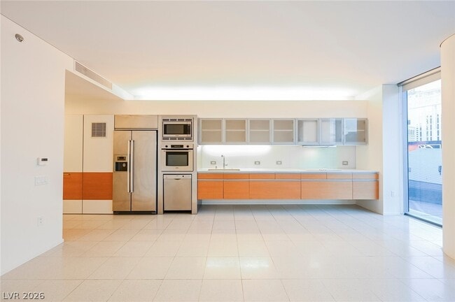 Building Photo - 3722 S Las Vegas Blvd