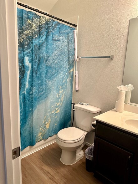 Building Photo - 1 Bollardpoint Ln