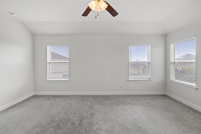 Building Photo - 138 Fern Dr