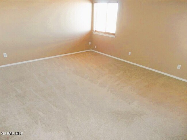 Building Photo - 3984 Tierra Venado Dr