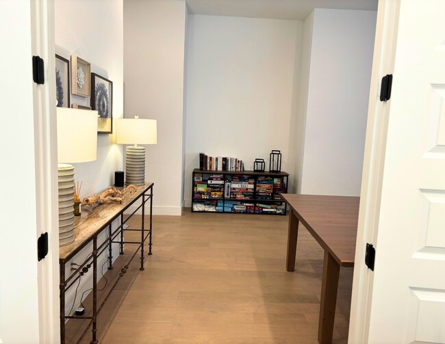 Building Photo - 2233 Nates Pl