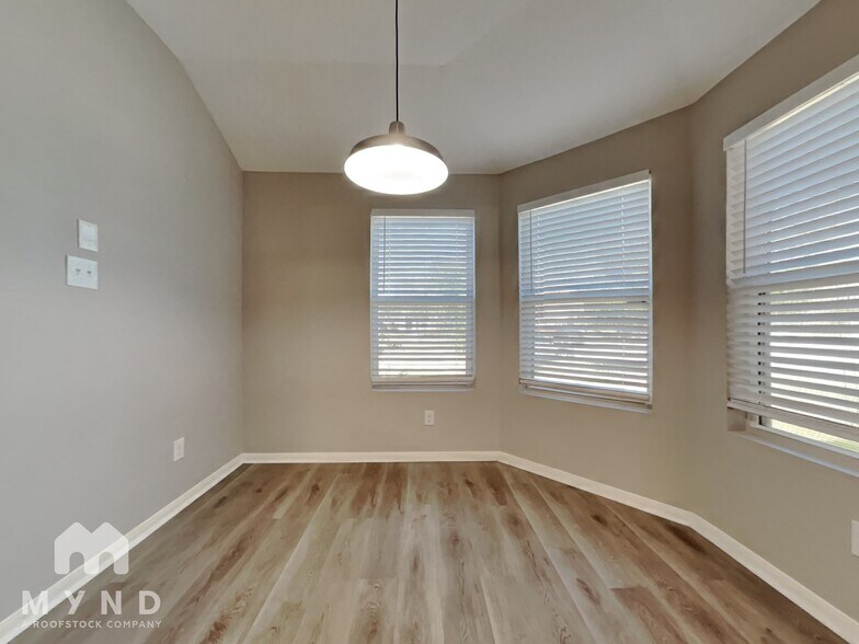 Building Photo - 9876 Lace Flower Way