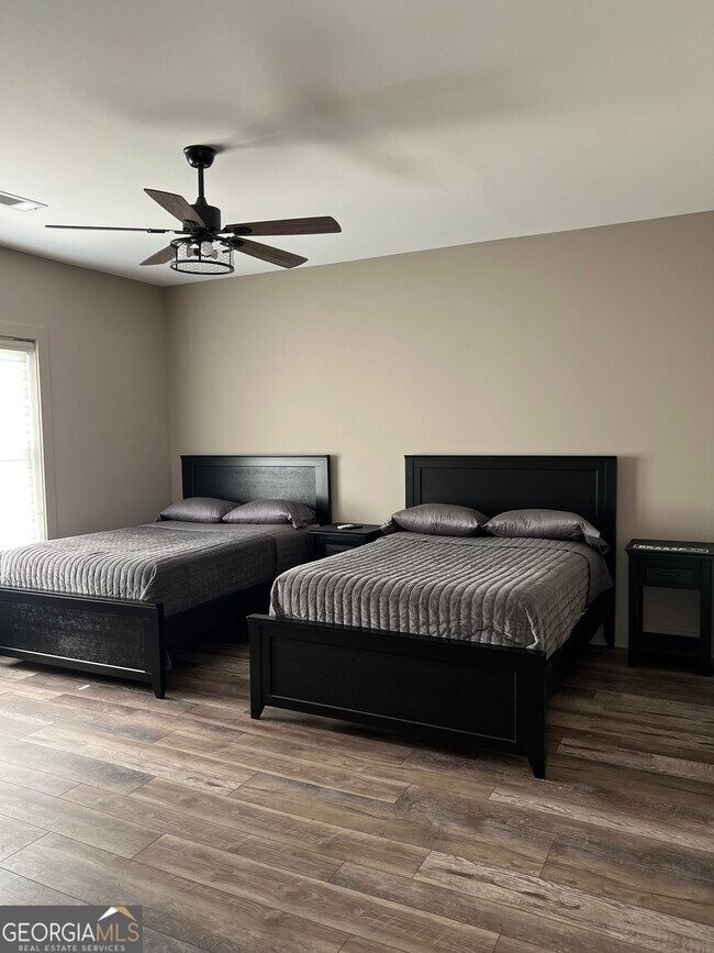 Building Photo - 950 Island Shoals Rd