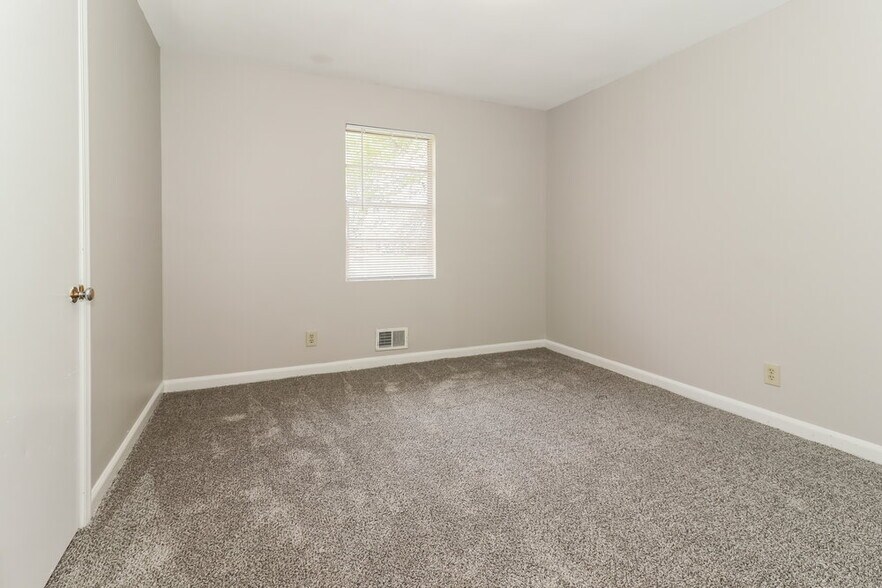 Building Photo - 416 Tanner Rd