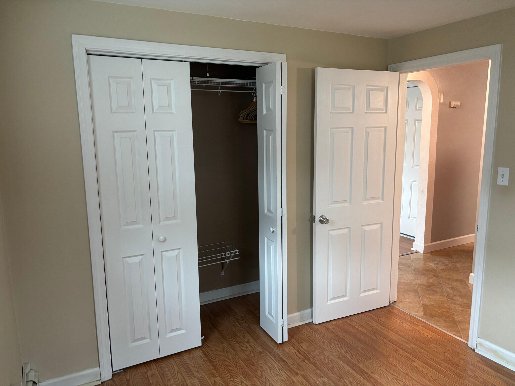 Building Photo - 170 Johnson St