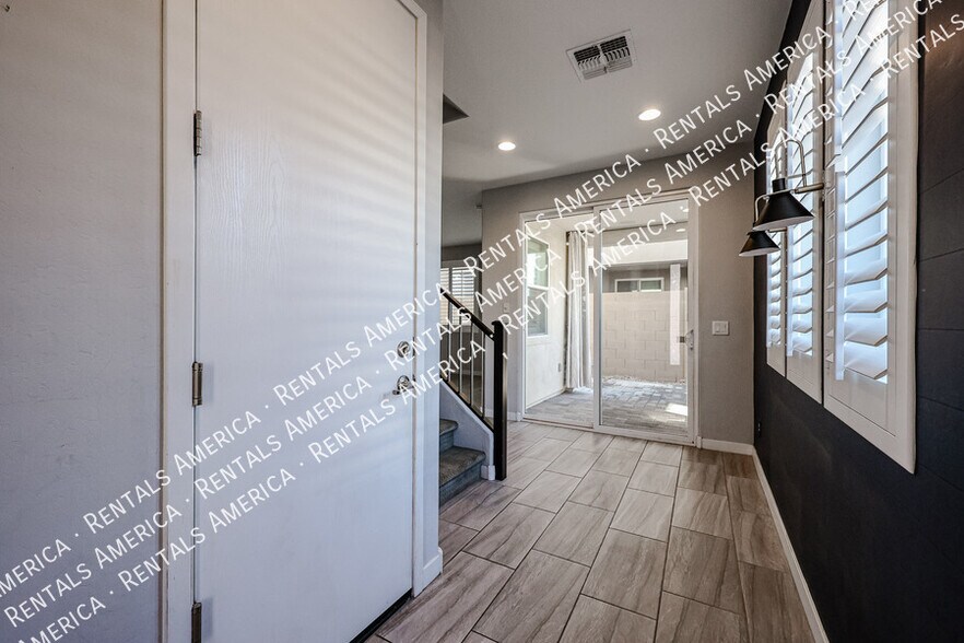 Building Photo - 7067 W Jasper Dr