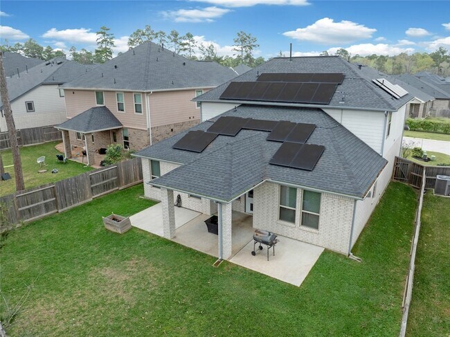 Building Photo - 331 Silver Carp Trl