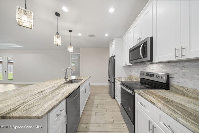 Building Photo - 434 Borraclough Ave