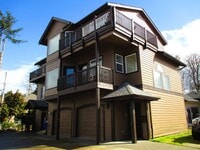 Building Photo - Becker-330/332