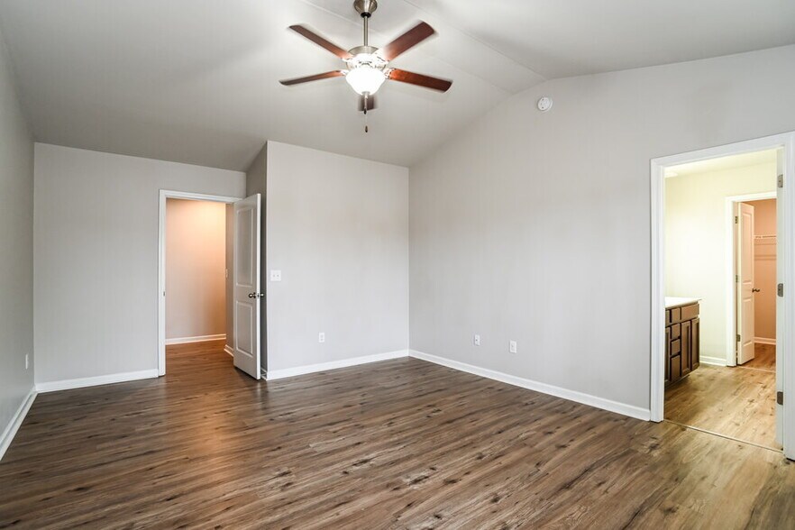 Building Photo - 7429 O'Hara St