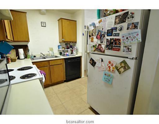 Building Photo - 2820 Forest Bend Dr