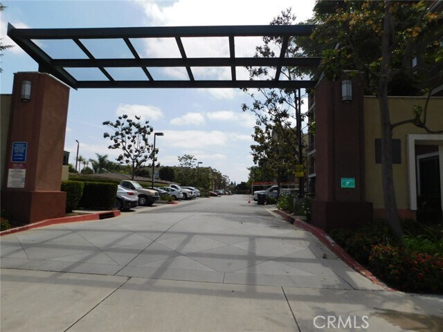 Building Photo - 12836 Palm St