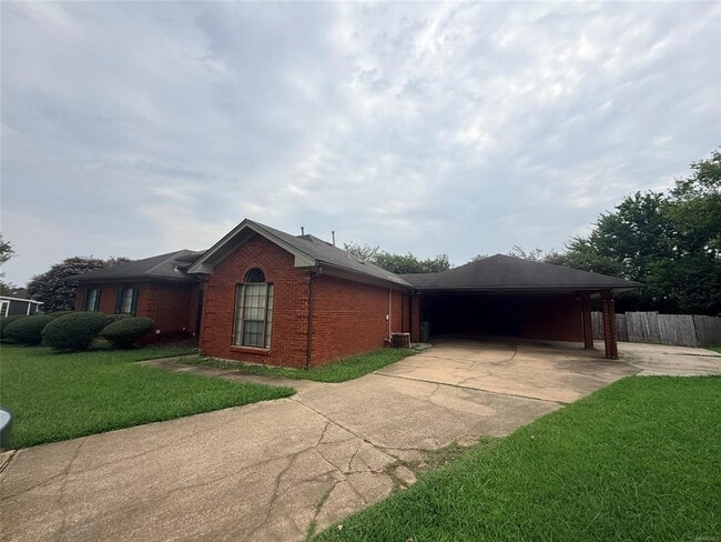 Building Photo - 6630 Stable Gate Ct