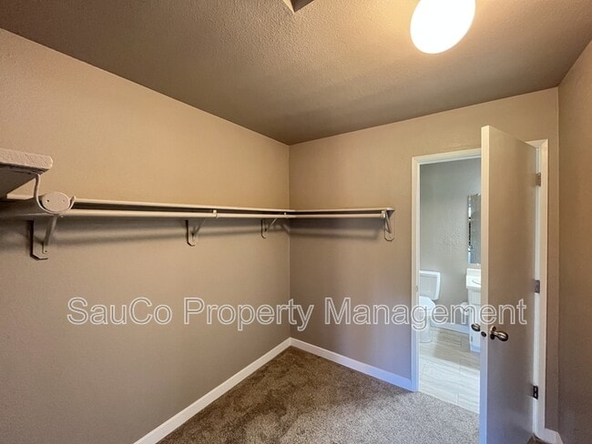 Building Photo - 20635 NW Lapine Way