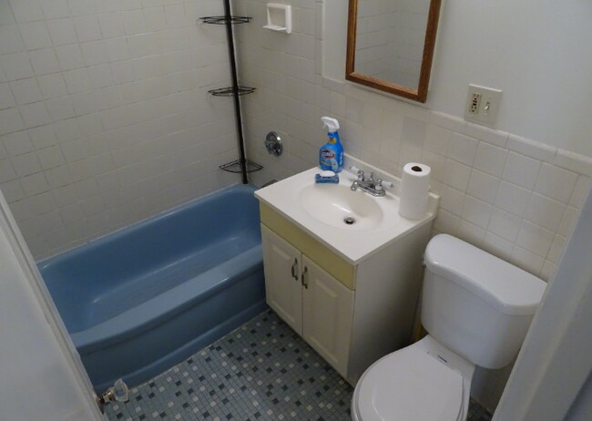 Building Photo - 3 Neillian St