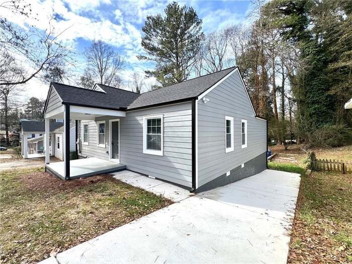 Building Photo - 1271 Lorenzo Dr SW