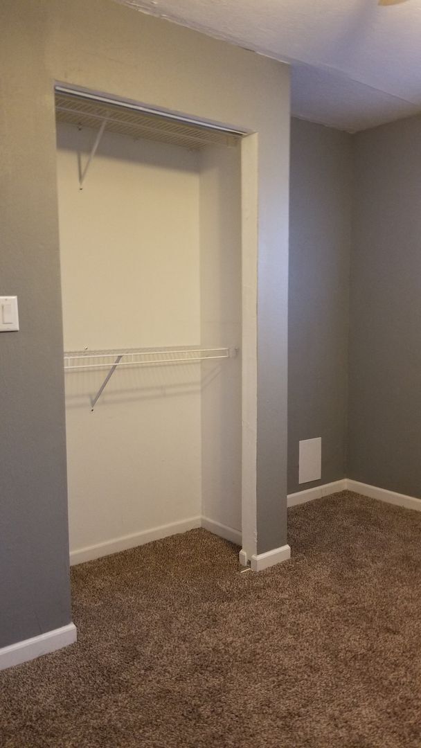 Building Photo - NE 3 bedroom updated with appliances and garage