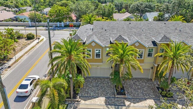 Building Photo - 789 Grand Cypress Ln