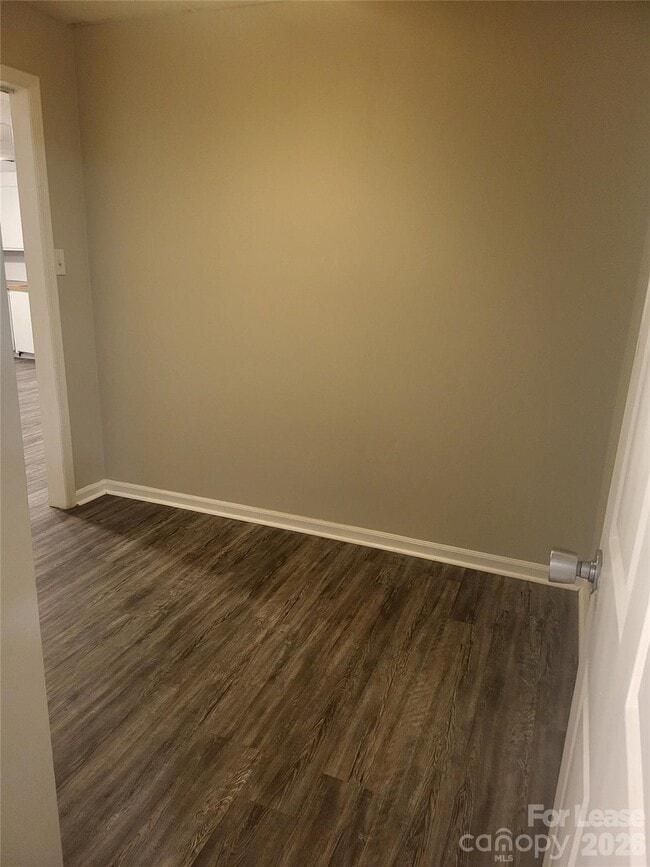 Building Photo - 451 Montgomery Ave