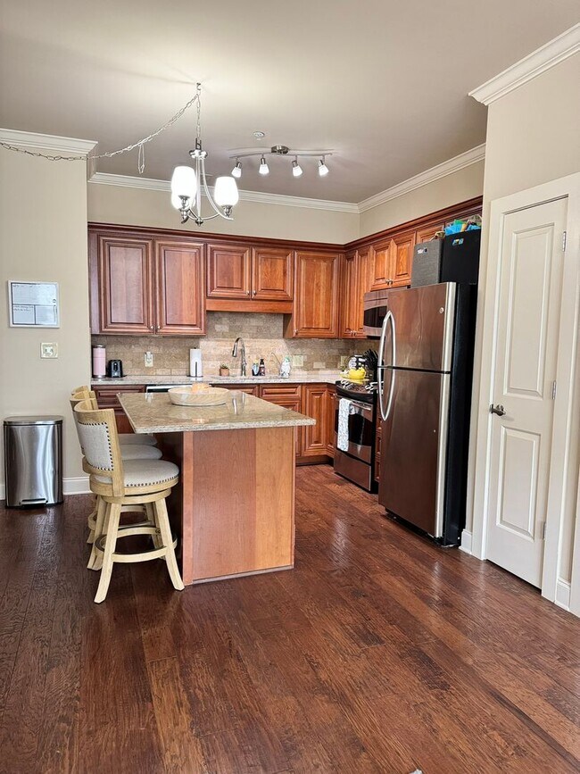 Building Photo - CityView at Riverwalk - Available January ...