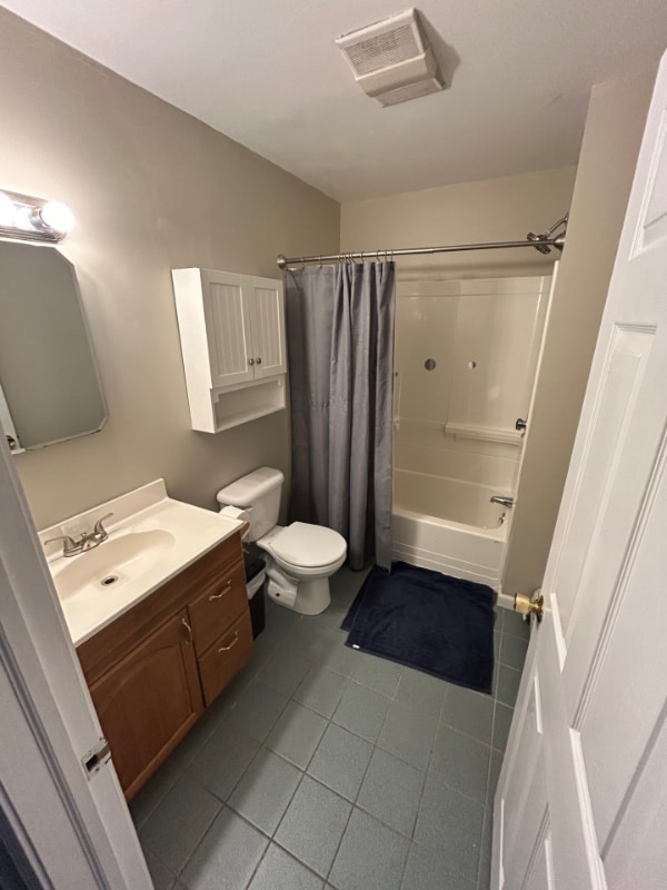 Building Photo - 269 South Rd