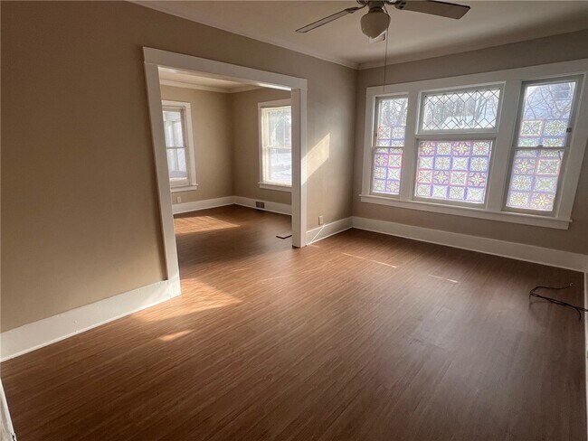 Building Photo - 135 Arbordale Ave